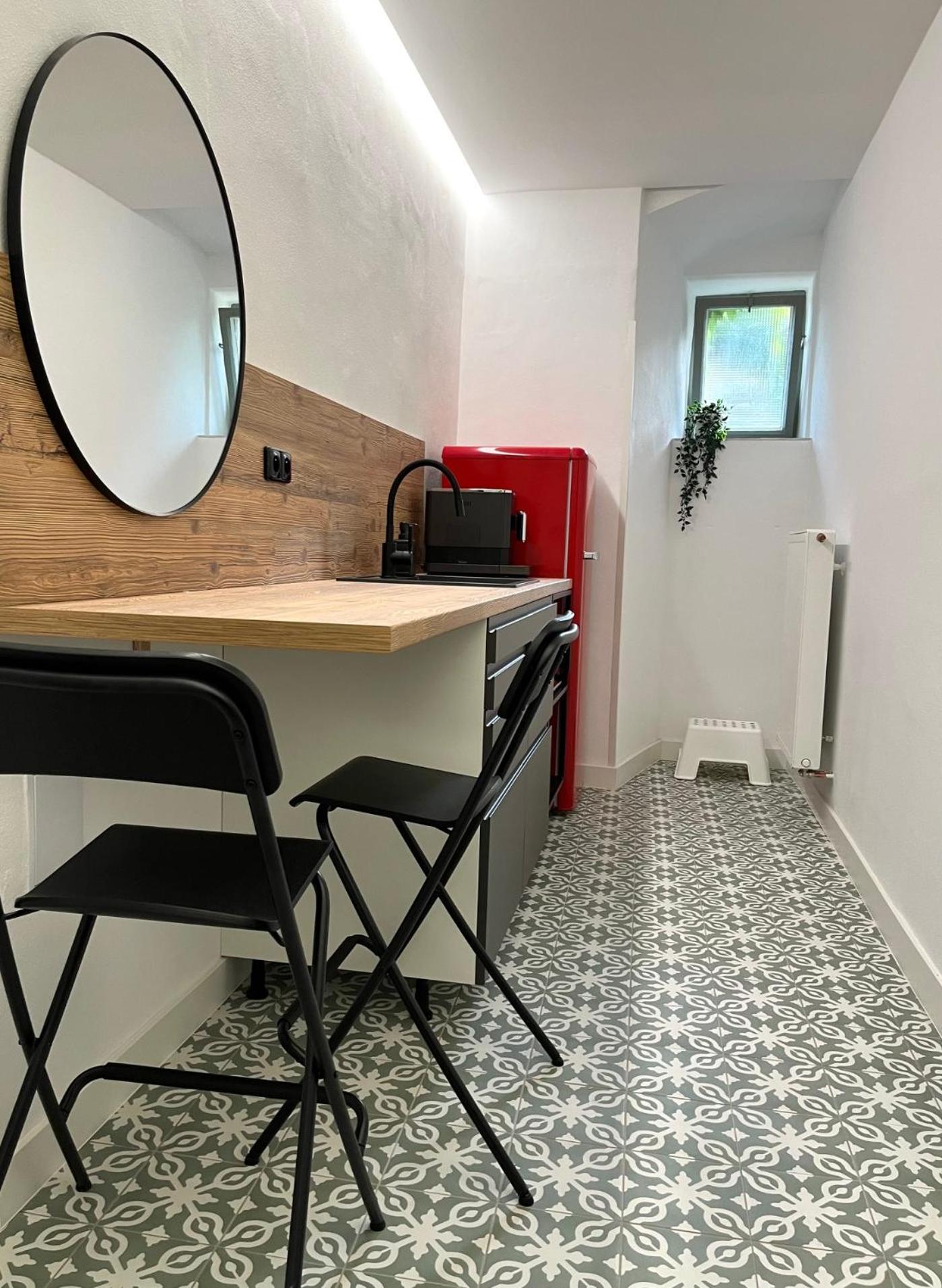 Palac Daun - Studio Apartments Znojmo Exterior photo